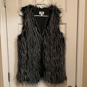 Jolt Black and White Faux Fur Vest